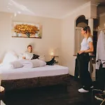 Thomsn-alpine Rock Aparthotel