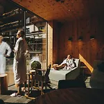 Thomsn-alpine Rock 4* Saalbach-Hinterglemm