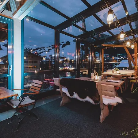 Thomsn & 4* Saalbach-Hinterglemm