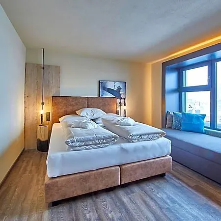 Thomsn & Aparthotel