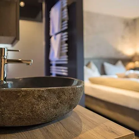 Thomsn & Aparthotel 4*