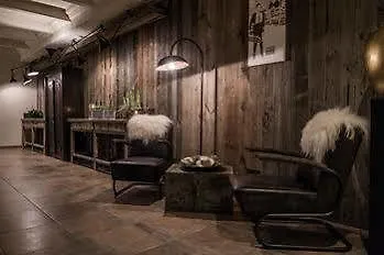 Thomsn & 4* Saalbach Hinterglemm