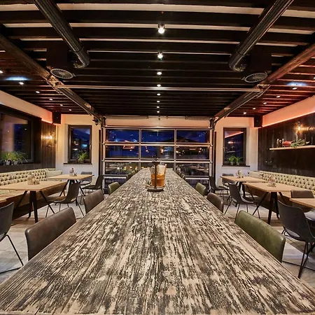 Thomsn-alpine Rock Aparthotel Saalbach-Hinterglemm