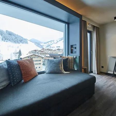 Thomsn & Aparthotel
